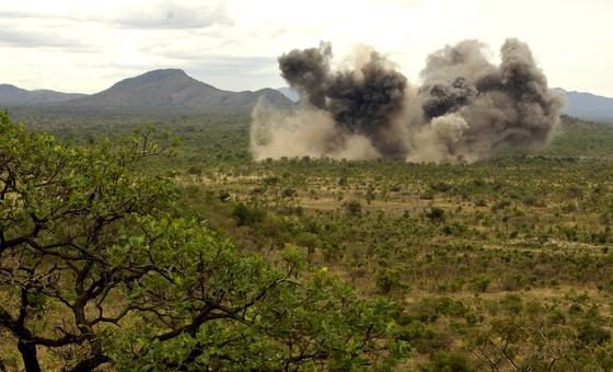 Une explosion près de la ville de Luri, dans la région du sud de l’Équatoria, au Soudan du Sud, où les combats ont repris depuis le mois de mars (photo d'archive).
